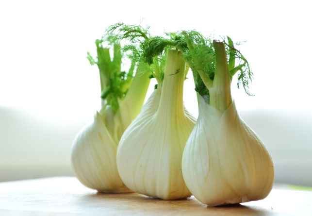 tisana al finocchio benefici
